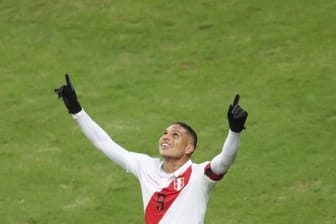 Paolo Guerrero erzielte das 3:0 für Peru.