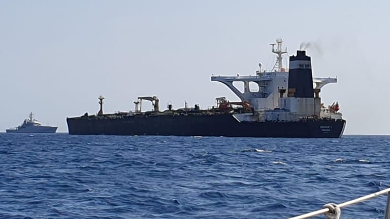 Supertanker "Grace 1": Der iranische Supertanker war vor Gibraltar wegen des Verdachts illegaler Öllieferungen für Syrien gestoppt worden