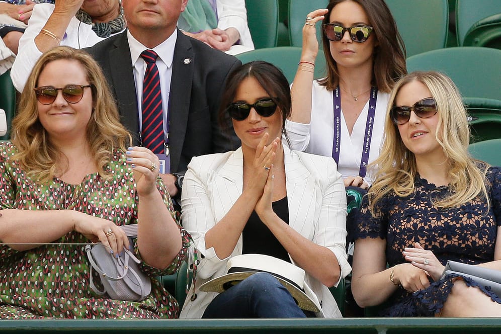 Meghan Markle in Wimbledon: Als Begleitung waren zwei Freundinnen aus den USA dabei.