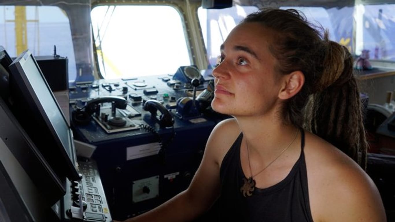Carola Rackete an Bord des Rettungschiffs "Sea-Watch 3".