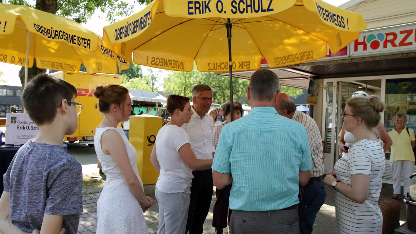 Sommertour 2018: Auch in diesem Jahr wird OB Erik O. Schulz auf den Märkten einen Stand haben.