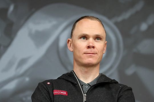 Chris Froome konnte drei Wochen nach seinem Horrorsturz das Krankenhaus wieder verlassen.