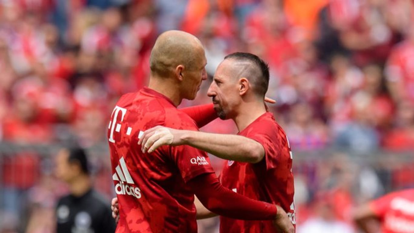 Prägten lange Zeit den FC Bayern: Arjen Robben (l) und Franck Ribery.