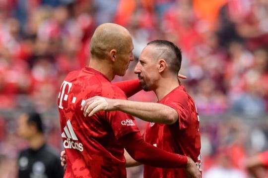Prägten lange Zeit den FC Bayern: Arjen Robben (l) und Franck Ribery.
