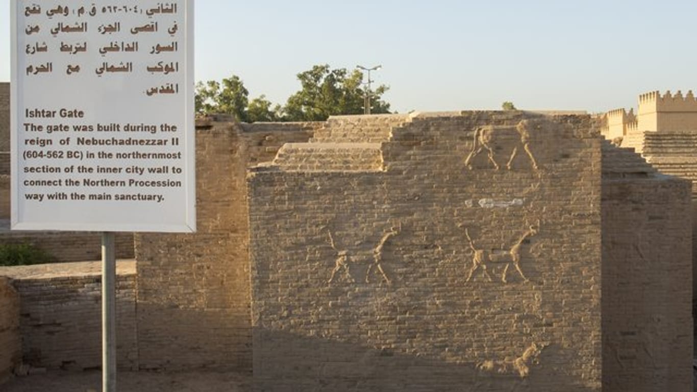 Die Reste des Ishtar-Tors in Babylon.