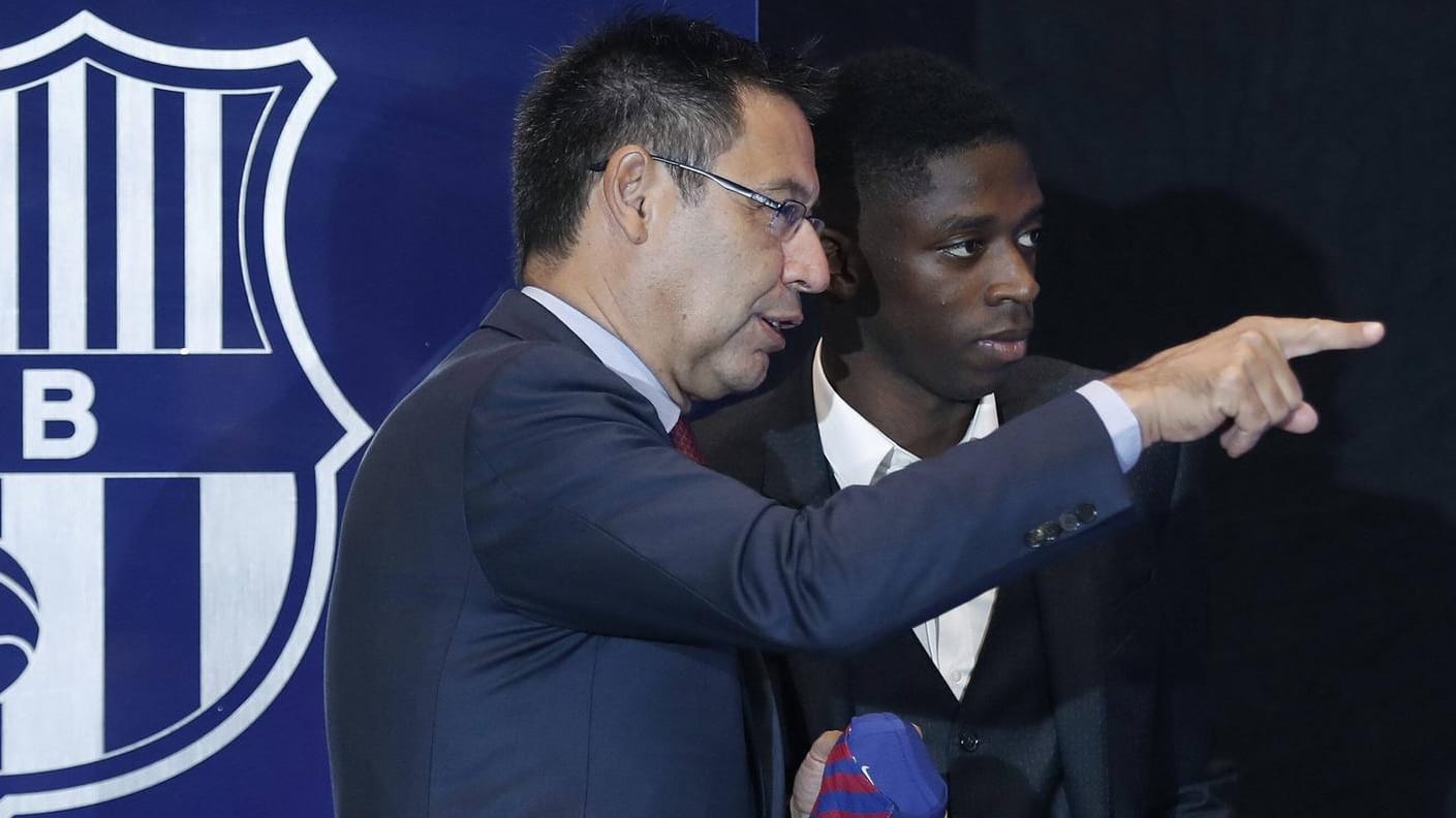 Fingerzeig: Barcelonas Präsident Josep Maria Bartomeu (l.) gibt beim FC Barcelona die Richtung vor. Er möchte Ousmane Dembélé (r.) behalten.