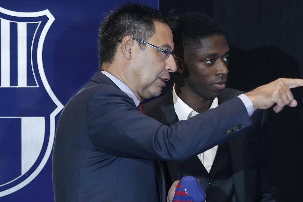 Fingerzeig: Barcelonas Präsident Josep Maria Bartomeu (l.) gibt beim FC Barcelona die Richtung vor. Er möchte Ousmane Dembélé (r.) behalten.
