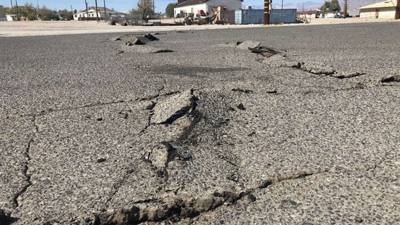 Das Beben mit einer Stärke bis zu 6,4 war das schwerste Erdbeben in Kalifornien seit 20 Jahren.