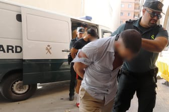 Die Tatverdächtigen auf Mallorca: Die Männer sollen eine 18-jährige Deutsche vergewaltigt haben.