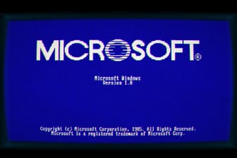 Screenshot aus der App "Windows 1.11": Microsoft hat ein Spiel in der Optik seines allerersten Betriebssystems veröffentlicht.