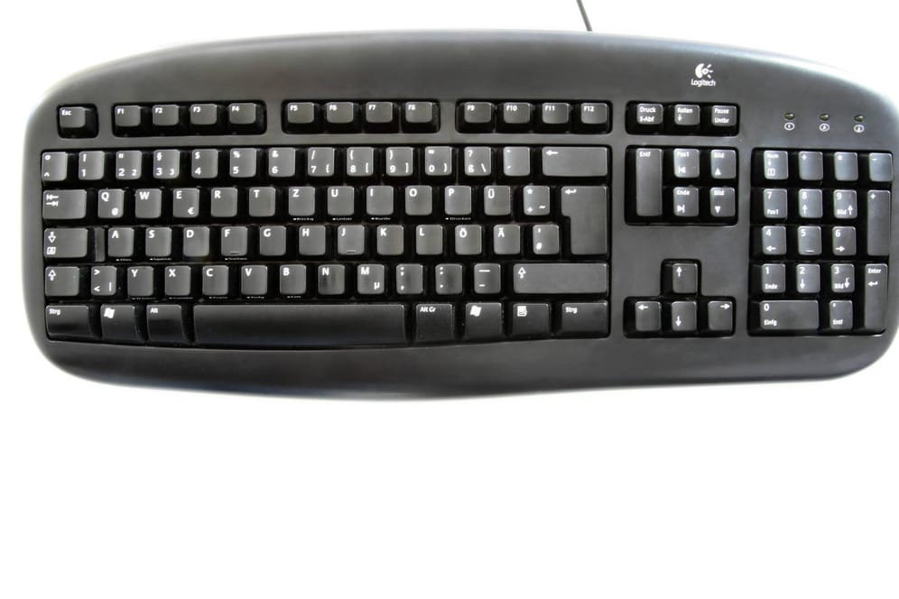 Das Bild zeigt eine Computertastatur von Logitech: Sicherheitsexperten warnen vor Logitech-Produkten mit Bluetooth-Anbindung.