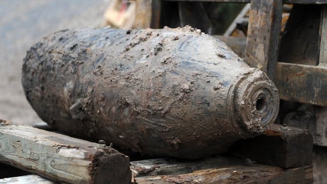 Eine Bombe aus dem Zweiten Weltkrieg: In Dortmund wurde eine Fünf-Kilogramm-Bombe gefunden. (Symbolbild) Eine Bombe aus dem Zweiten Weltkrieg: In Dortmund wurde eine Fünf-Kilogramm-Bombe gefunden. (Symbolbild)