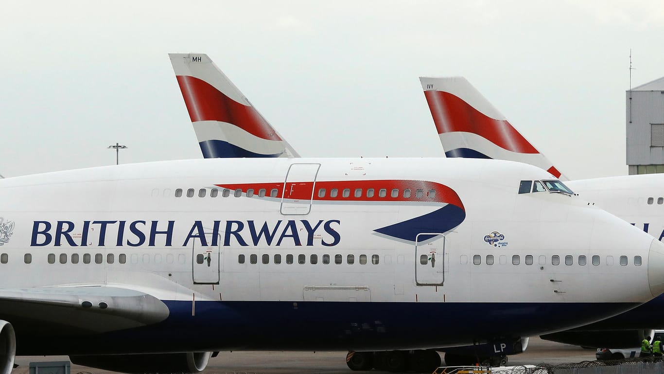 Flugzeuge von Großbritanniens größter Fluggesellschaft British Airways: Die Airline soll wegen gestohlener Kundendaten eine hohe Geldstrafe zahlen.