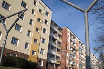 Wohnhäuser in Rostock-Evershagen: Ein Mann wurde in dem Stadtteil tagelang gefoltert. (Symbolbild)