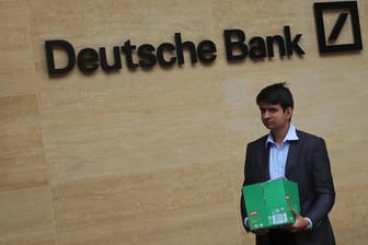 Deutsche Bank: Weltweit werden viele Stellen bei der Deutschen Bank gestrichen.