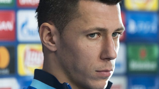 Kommt ablösefrei vom Schweizer Topclub FC Basel nach Augsburg: Marek Suchy. Kommt ablösefrei vom Schweizer Topclub FC Basel nach Augsburg: Marek Suchy.