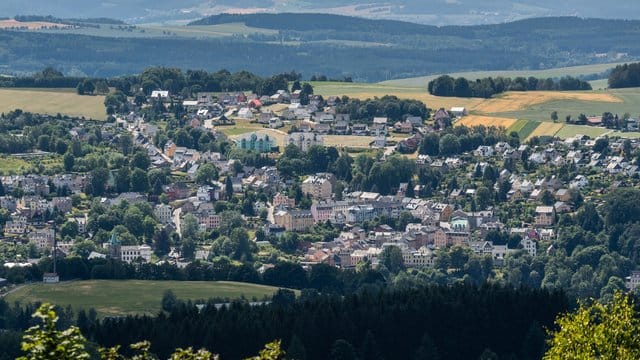 Blick auf die Große Kreisstadt im sächsischen Erzgebirgskreis.