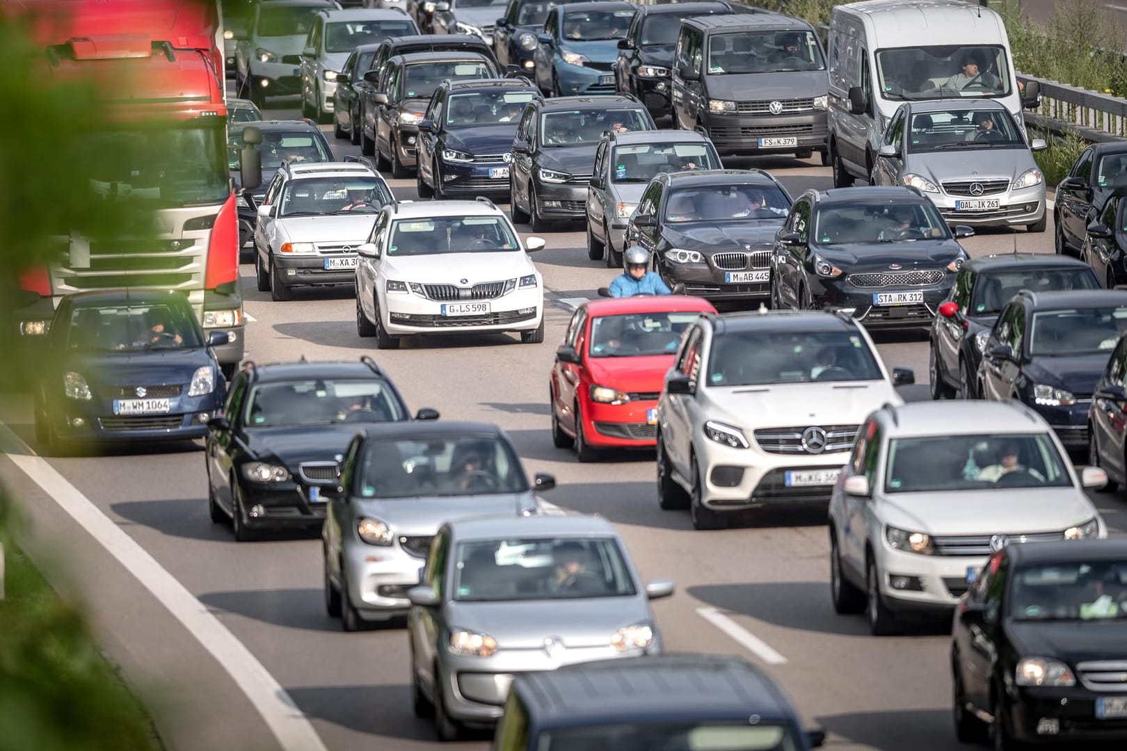 Stau: Am kommenden Wochenende wird es voll auf Deutschlands Straßen.