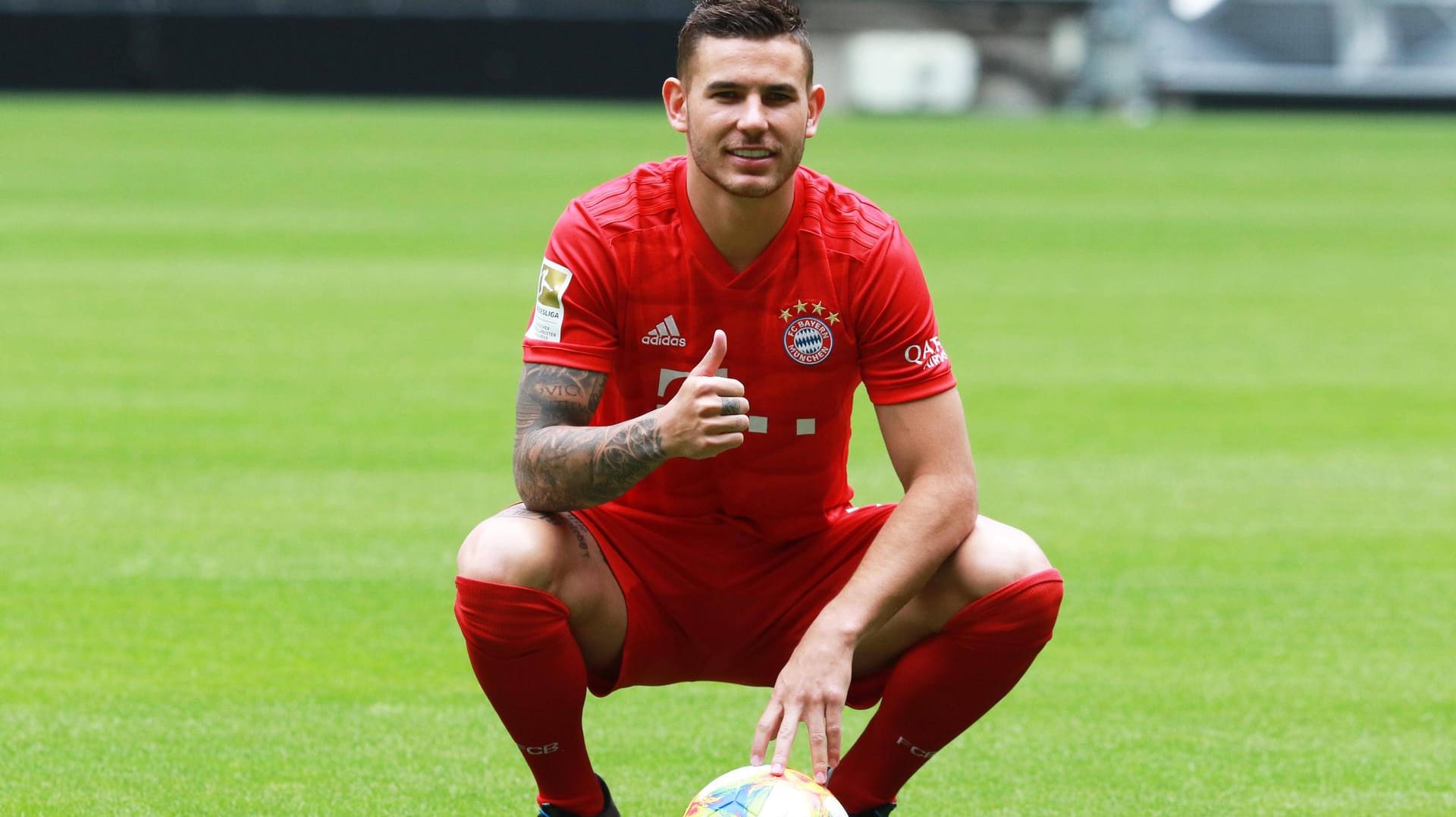 Lucas Hernández am Ball.