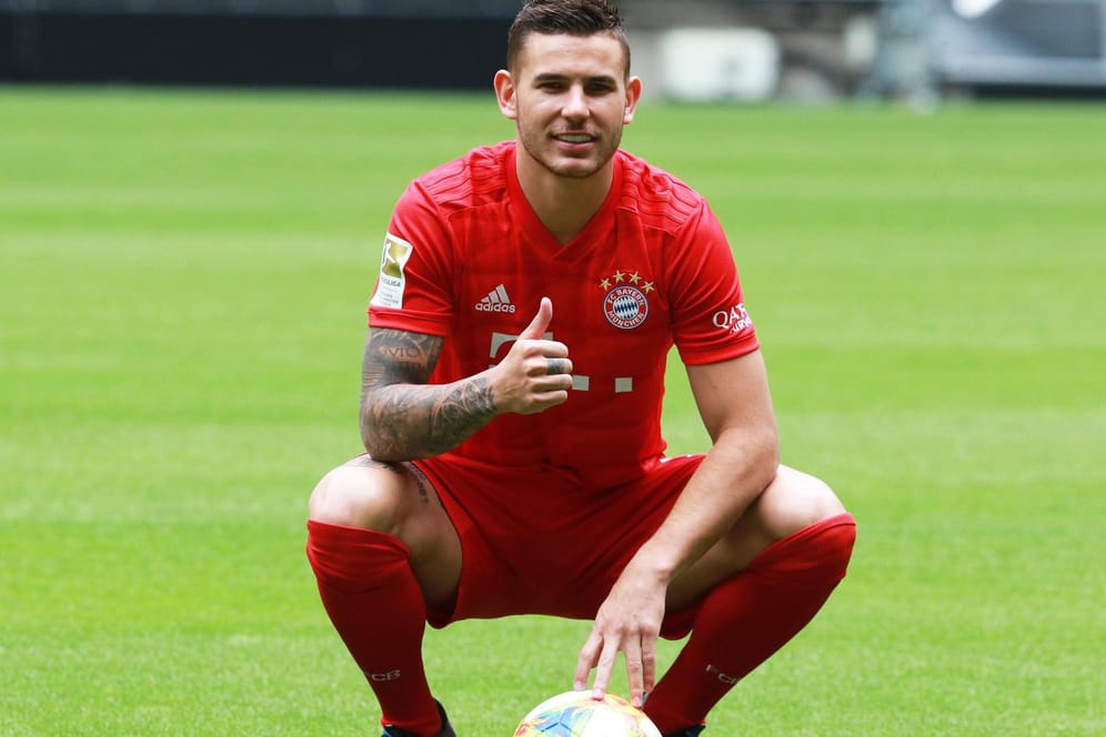Lucas Hernández am Ball.