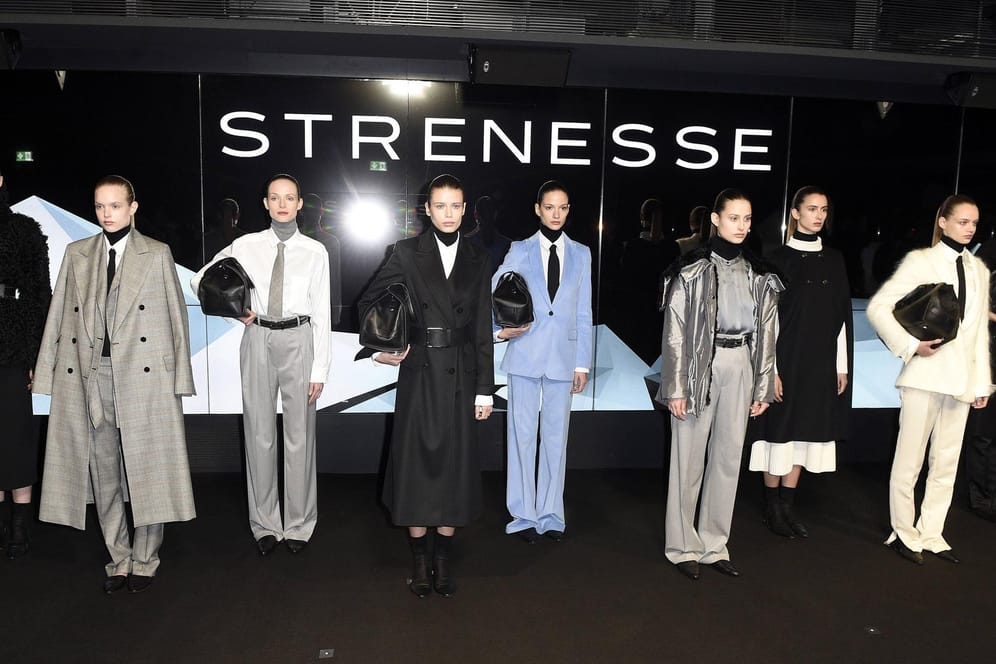 Models bei der Strenesse Fashion Show auf der Berlin Fashion Week Autumn/Winter 2018: Der Luxusmodehersteller Strenesse hat erneut ein Insolvenzverfahren in Eigenverwaltung angemeldet.