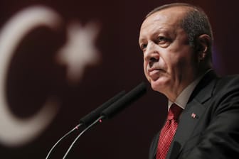 Nach dem Putschversuch 2016 macht Erdogan Jagd auf angebliche Mitglieder der Gülen-Bewegung.