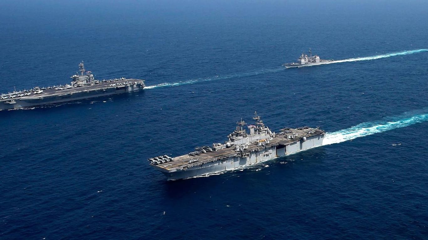US-Flugzeugträger "USS Abraham Lincoln" und Begleitschiffe: Der Konflikt zwischen den USA und Iran eskaliert weiter