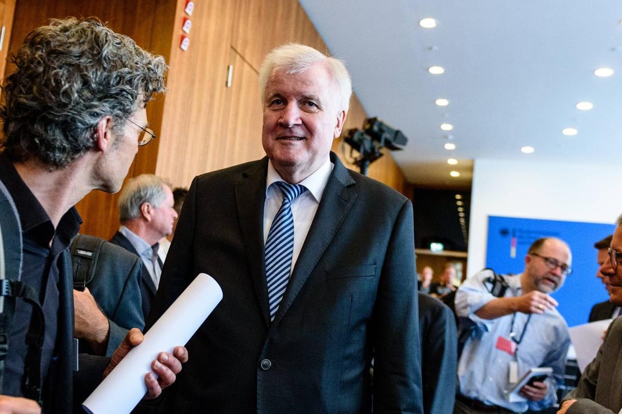 Horst Seehofer: Was hat der "Masterplan" des Bundesinnenministers bislang gebracht?