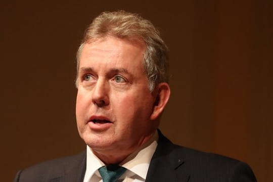 Kim Darroch hat sein Amt nach dem Streit mit Donald Trump niedergelegt.