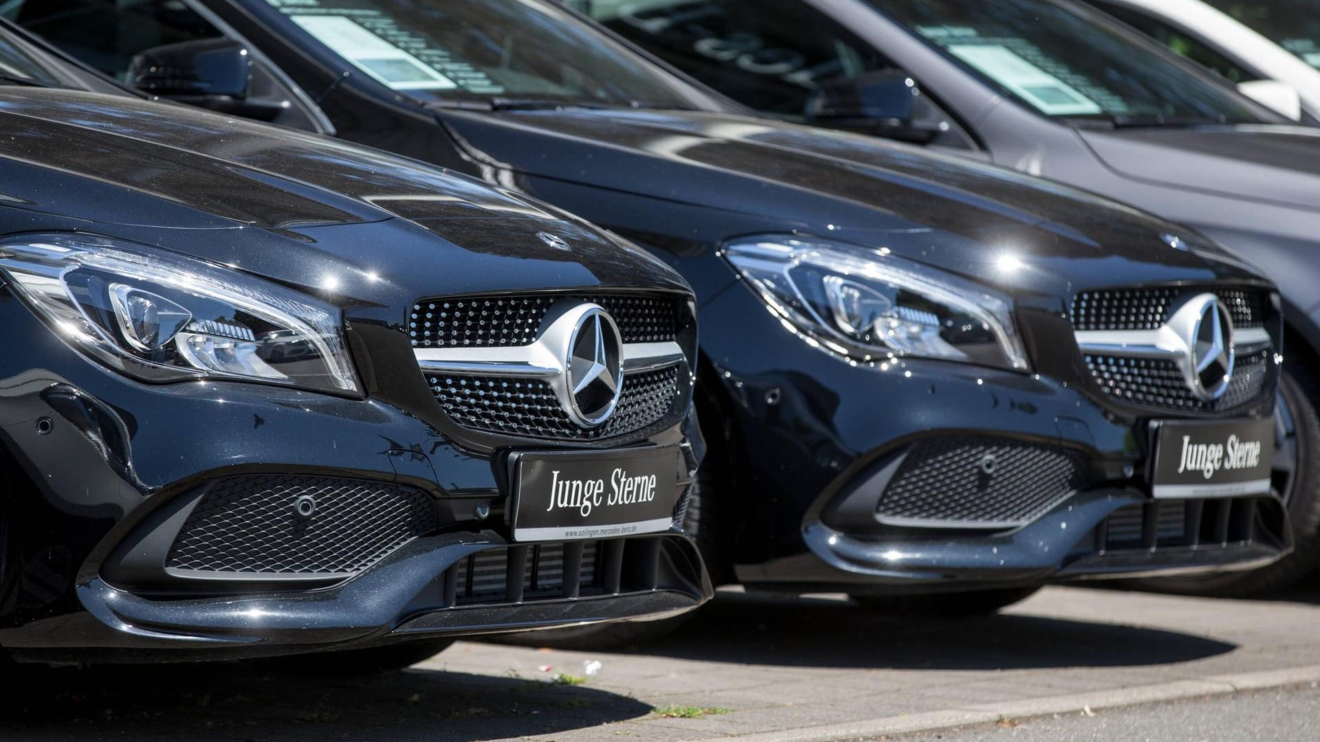 Mercedes-Neuwagen: Die Deutsche Umwelthilfe enttarnt "immer wieder äußerst erfinderische Werbelügen".