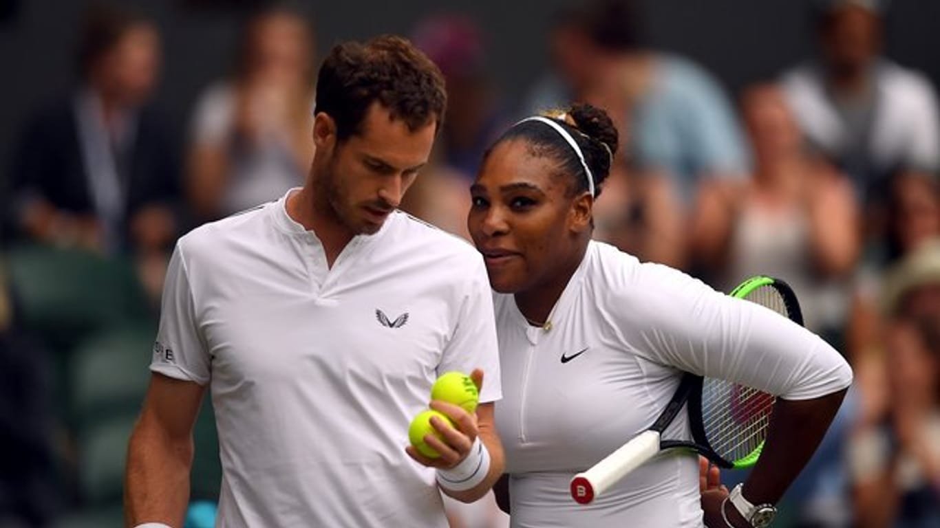 Das Mixed von Serena Williams (r) mit Andy Murray sorgte in Wimbledon für Aufmerksamkeit.