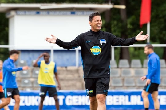 Sieht in den beiden Derbys mit Union Berlin zwei Siege als Pflicht an: Hertha-Trainer Ante Covic.