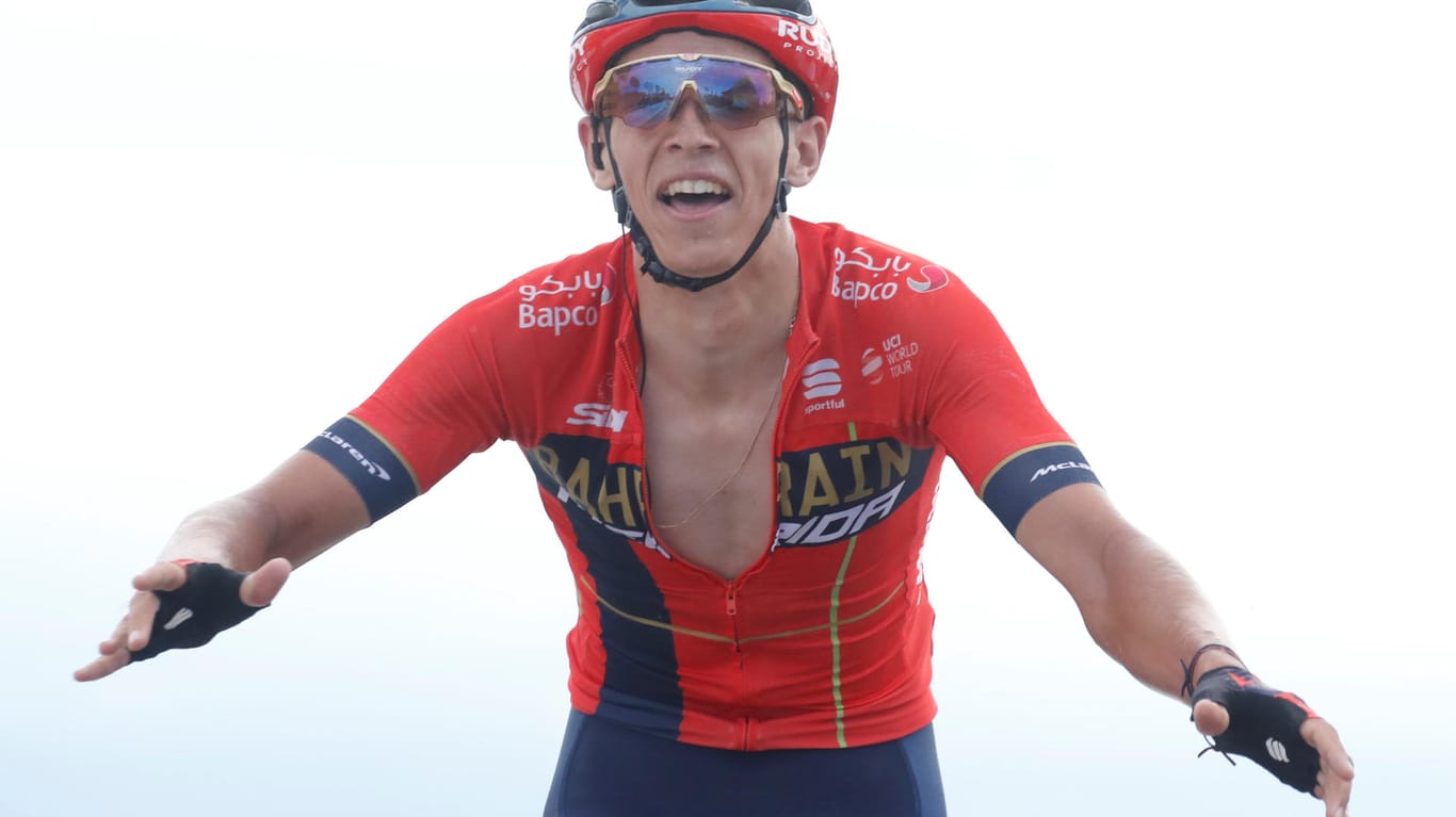 Pure Freude: Dylan Teuns setzte sich im Finale der 6. Tour-Etappe gegen den Italiener Giulio Ciccone durch.