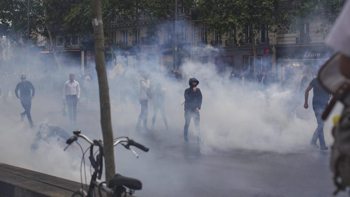 Immer wieder kommt es in Paris zu Ausschreitungen.