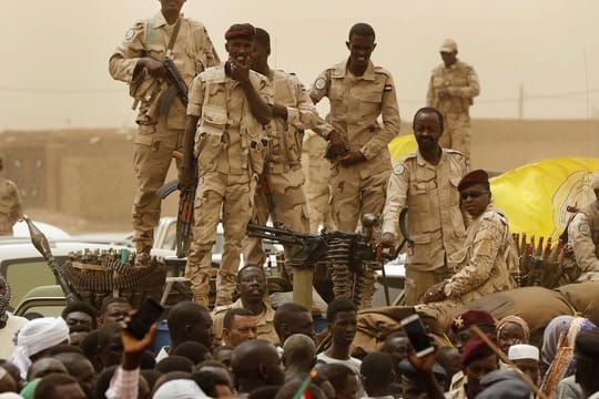 Im April wurde Langzeit-Präsident Omar al-Baschir vom Militär gestürzt.