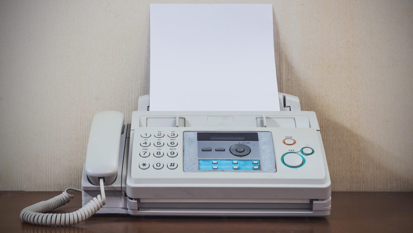Ein Faxgerät: Früher stand das Gerät in vielen Büros.