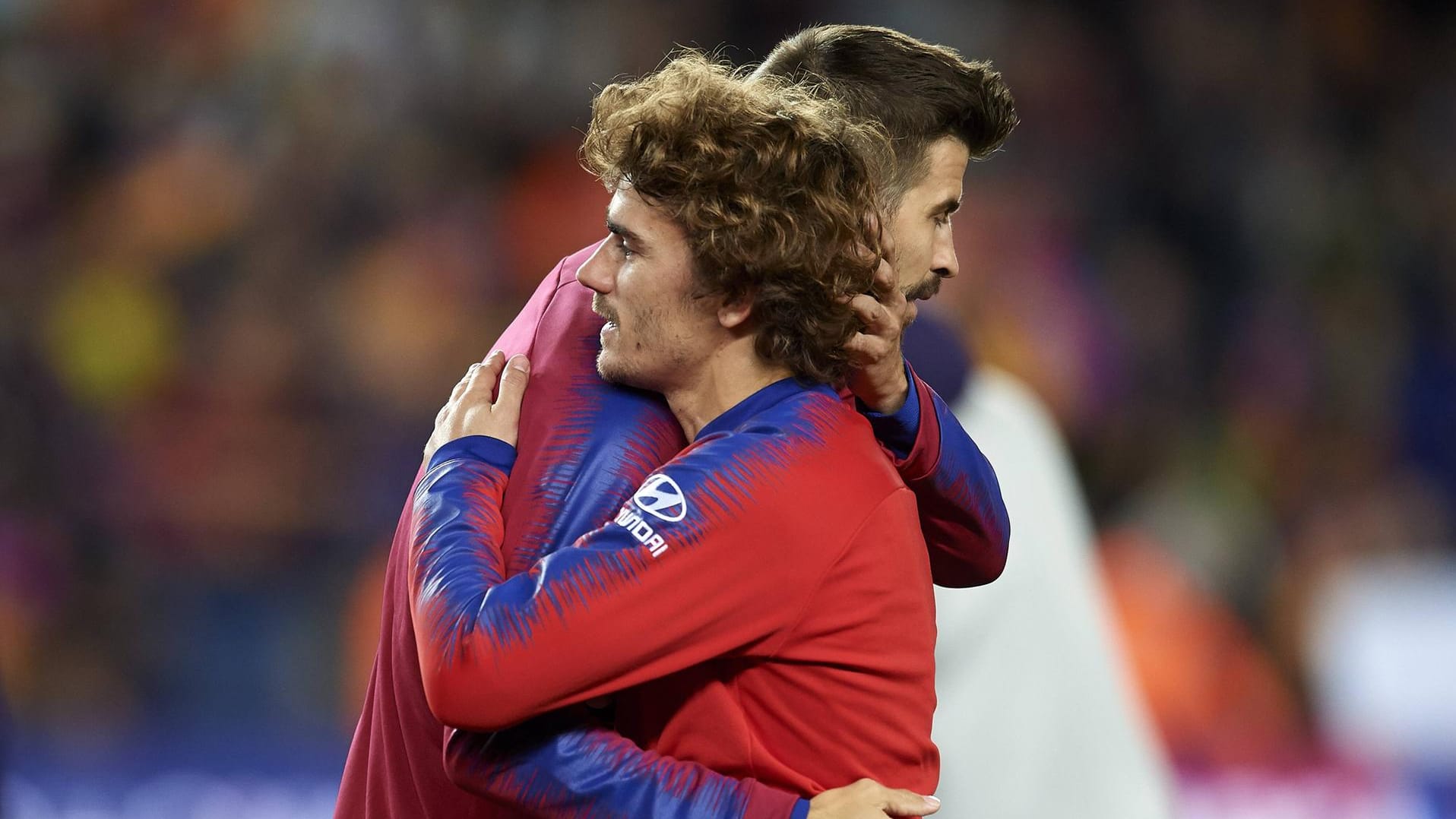 In der nächsten Saison Teamkollegen: Antoine Griezmann (v.) und Gerard Piqué.