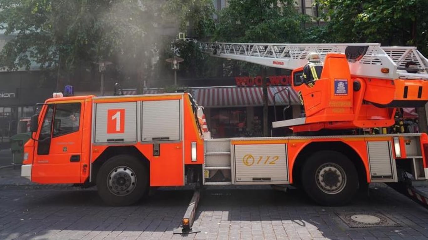 Feuerwehr Hagen: Am Freitagnachmittag brannte es in einem Kaufhaus in der Hagener Innenstadt.