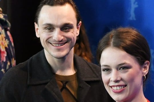 Die Schauspieler Franz Rogowski und Paula Beer auf der Berlinale.