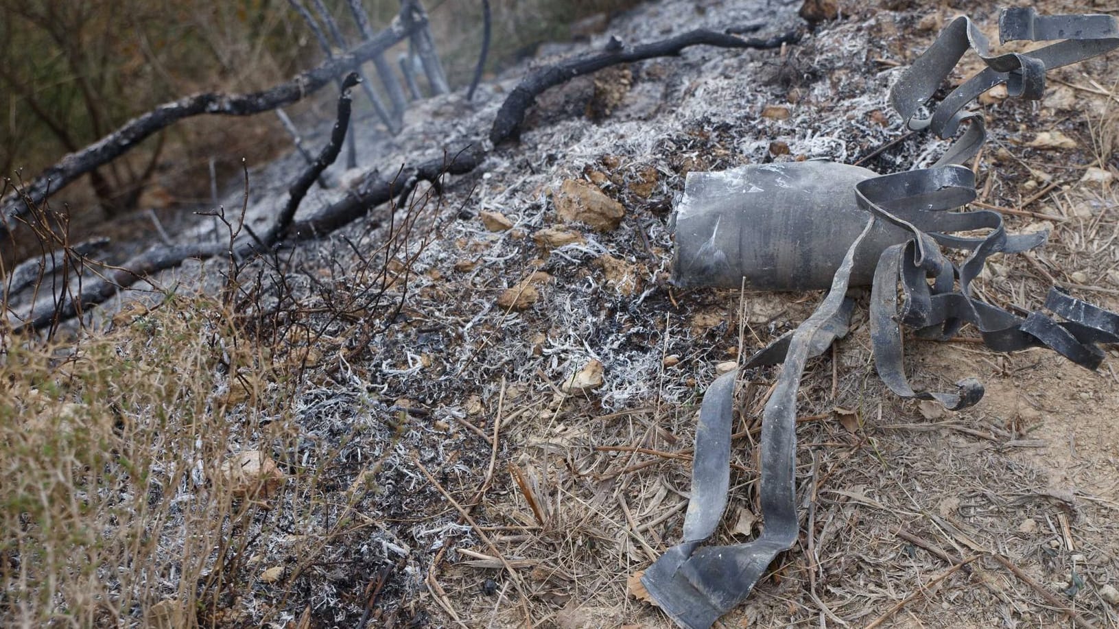 Überreste einer Rakete in Israel: Nach Protesten feuern Palästinenser Raketen auf Israel – die Sorge vor einer erneuten Eskalation des Konflikts ist groß.