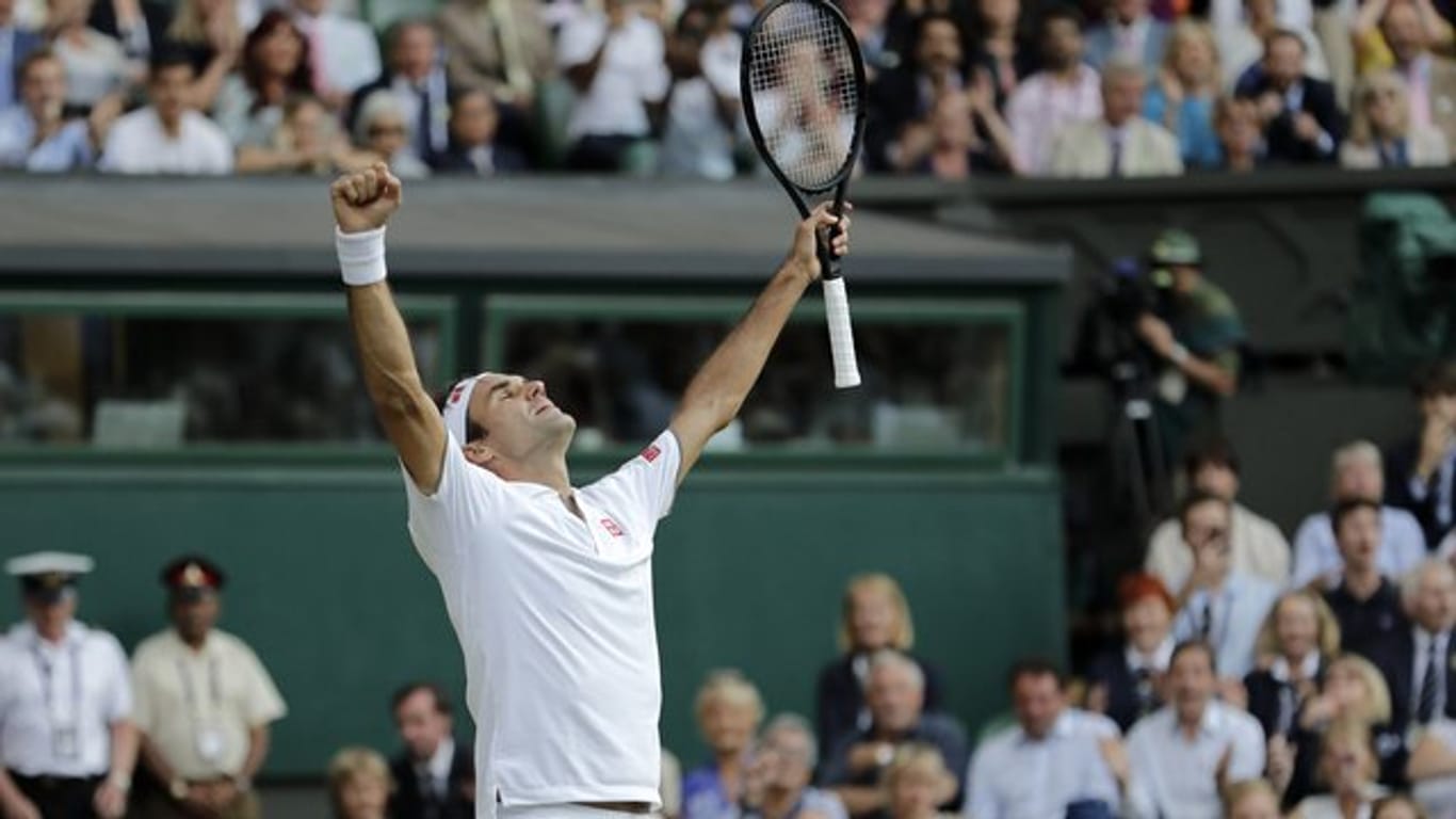 Mit einem Sieg im Wimbledon-Finale würde sich Roger Federer in den Tennis-Geschichtsbüchern verewigen.