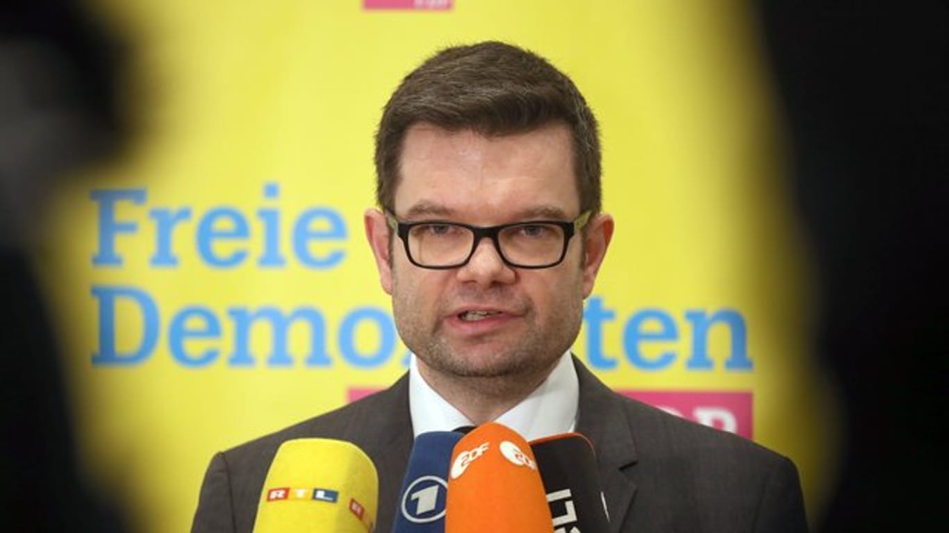 "Wenn sich der Bundesrat digitalisiert, darf sich der Bundestag nicht länger verweigern", sagt der Erste Parlamentarische Geschäftsführer der FDP-Fraktion, Marco Buschmann.