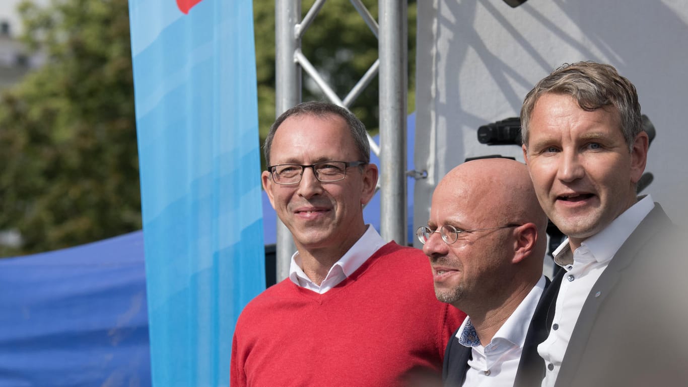 Spitzenkandidaten der AfD aus Sachsen, Brandenburg und Thüringen: v.l. Jörg Urban, Andreas Kalbitz, Björn Höcke.