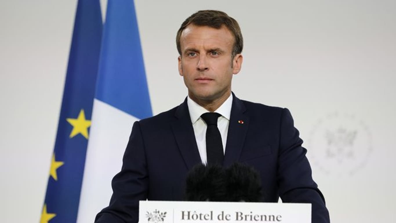 Frankreichs Präsident Emmanuel Macron will Militär im Weltall.