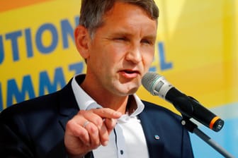 Björn Höcke, AfD-Chef in Thüringen und Kopf des rechtsextremen "Flügels": Werden die ostdeutschen Landesverbände zum Verdachtsfall?