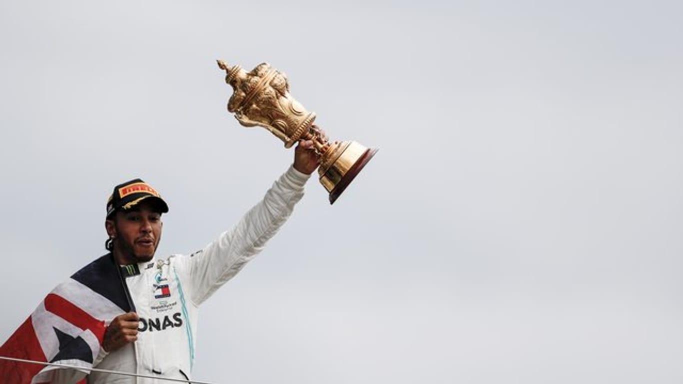 Lewis Hamilton scheint auf dem Weg zur erfolgreichen Titelverteidigung unaufhaltbar.