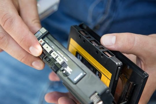 "Mama, was ist das denn?" - Nur noch jeder zweite Jugendliche zwischen 10 und 18 Jahren weiß, was ein Walkman ist.