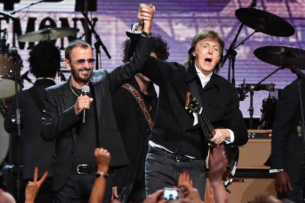 Paul McCartney und Ringo Starr: Am Samstag hatten die beiden Beatles-Mitglieder – wie hier bei einer Aufnahme von 2015 – endlich wieder einen Auftritt zusammen und überraschten ihre Fans.