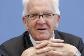 Winfried Kretschmann, Ministerpräsident von Baden-Württemberg: Mit 73 Prozent Zustimmung führt der Grüne das Ranking der Länderchefs an.