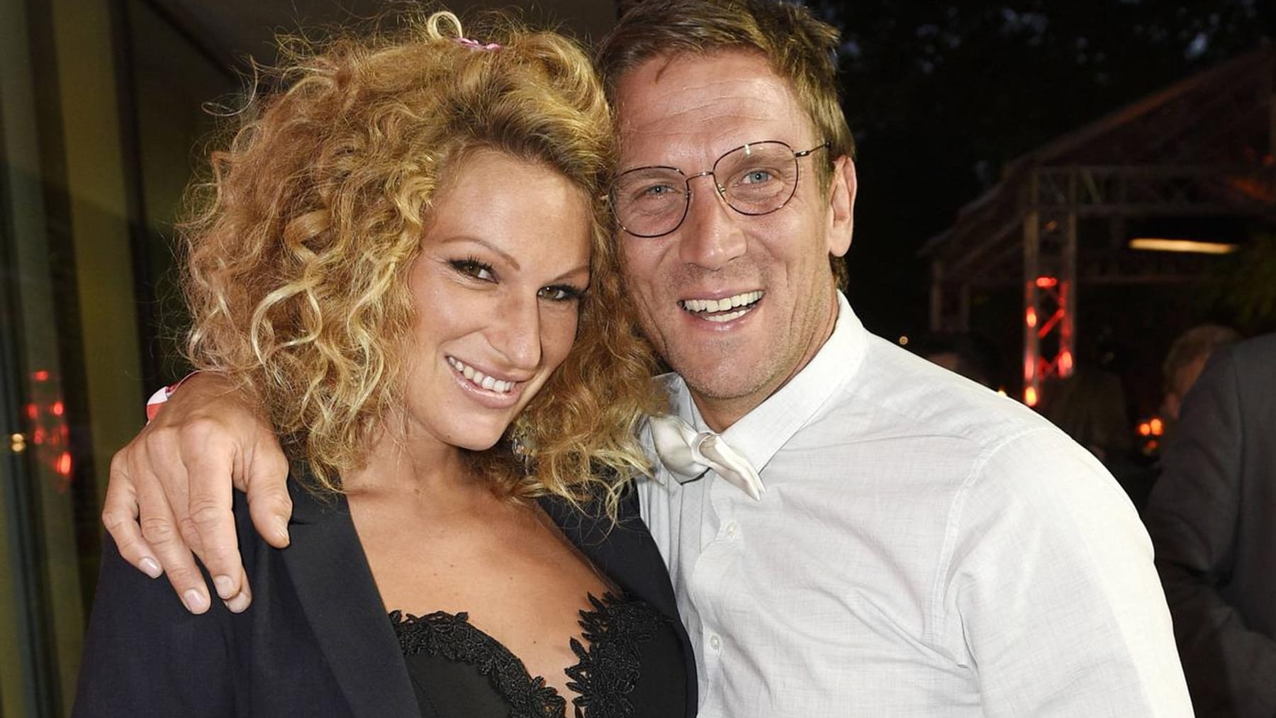 Janni Hönscheid und Peer Kusmagk zeigen erstmals ihre Tochter Yoko
